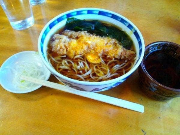 デミ 味噌 しょうゆ 3分でわかる ご当地カツ丼 の奥深い魅力 Rettyグルメニュース
